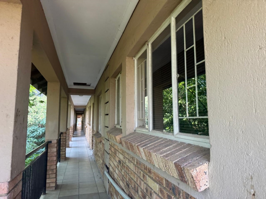 2 Bedroom Property for Sale in Rustenburg Central North West